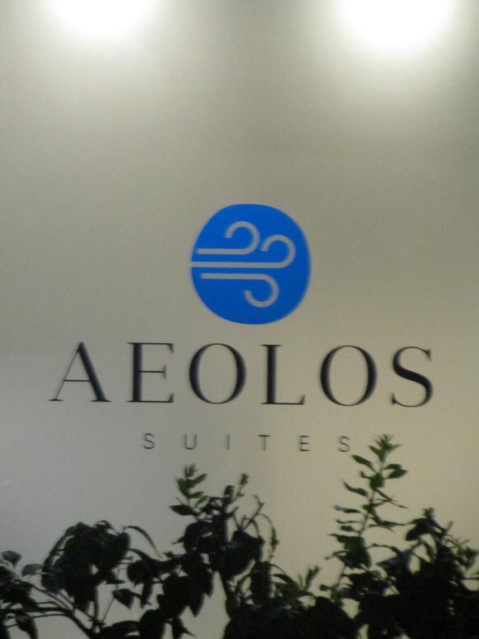 Aeolos Luxury Suites Athen Exterior foto
